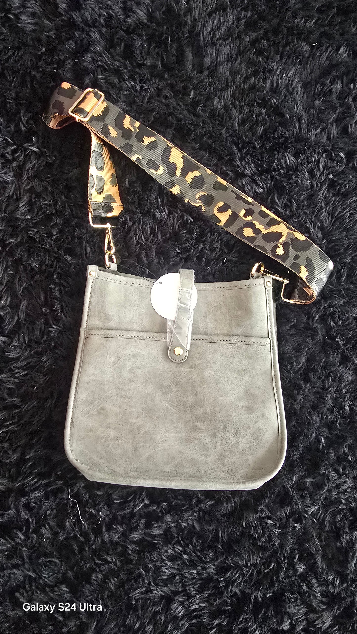 Mia Cross Body
