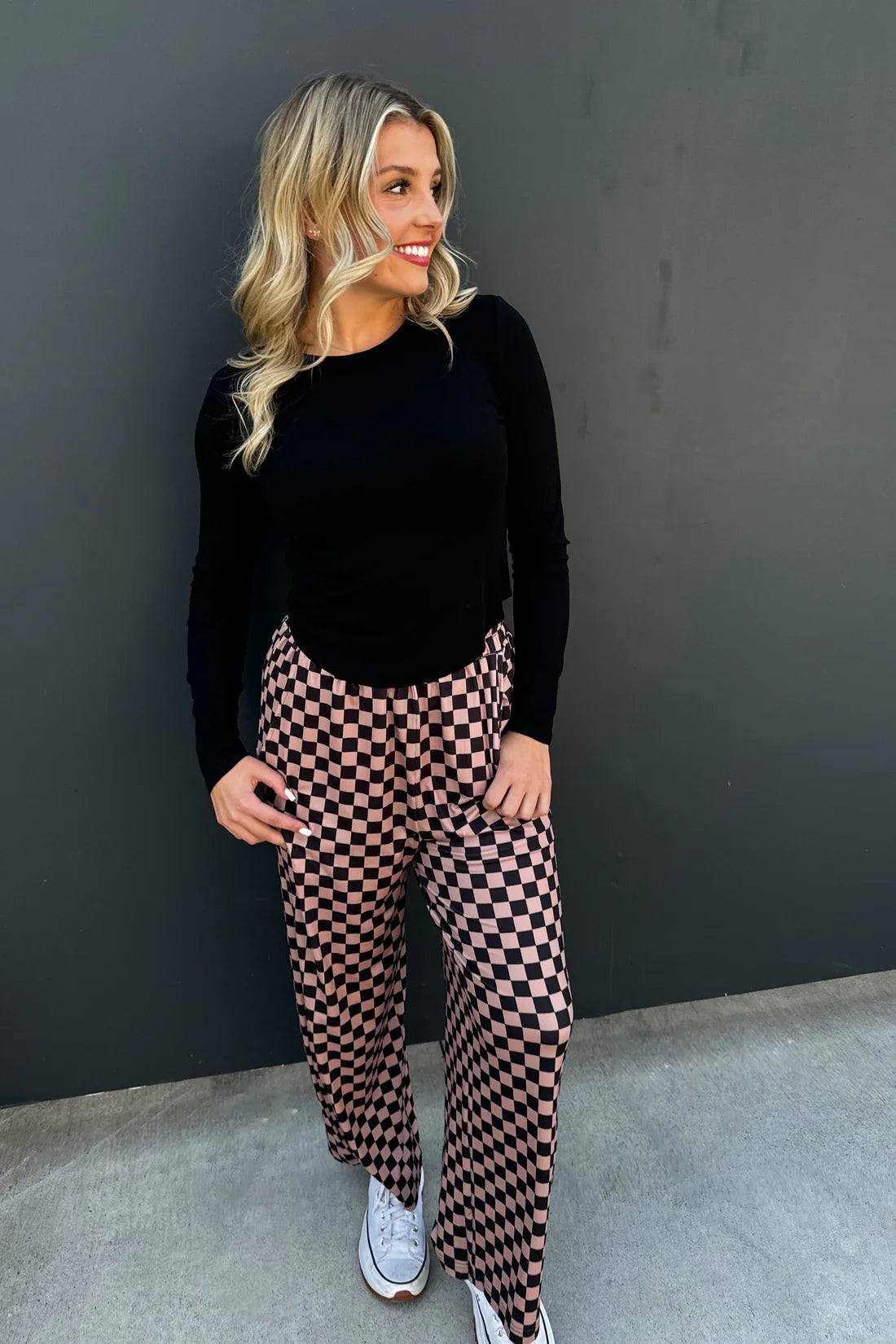 Elena Curve Hem Top